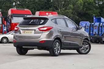 2015款北京现代ix35 2.0L 自动两驱智能版 国V