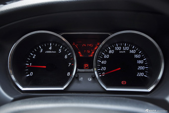 2013款骊威1.6XL CVT豪华版