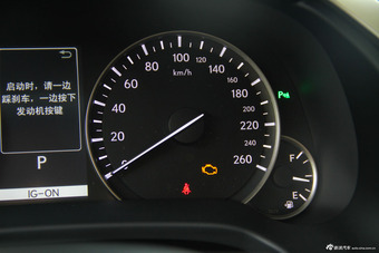 2016款雷克萨斯RX 2.0T自动200t两驱精英版