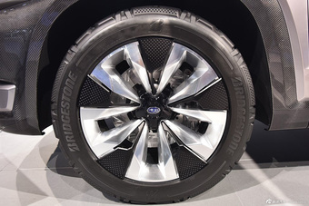 斯巴鲁发布全新7座SUV 庞然大物！