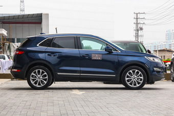 2016款林肯MKC 2.0T自动两驱尊雅版