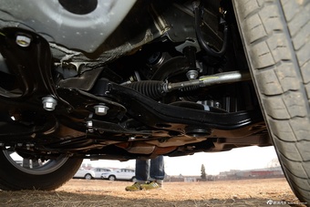 2016款长安CS75 2.0L手动豪华型国5