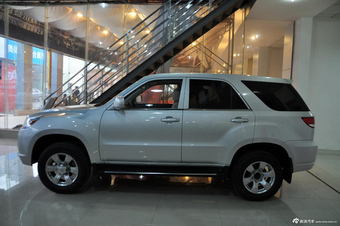 2012款奥轩G5 2.0L手动精英版两驱