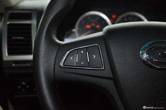 2012款奥轩GX5 2.0L手动两驱天窗版图片