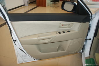 2012款马自达3经典款1.6L自动标准版图片