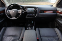 2013款欧蓝德 2.4L 四驱精英GT版