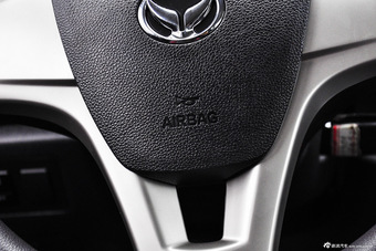 2016款北汽幻速S2 1.5L手动舒适型国V