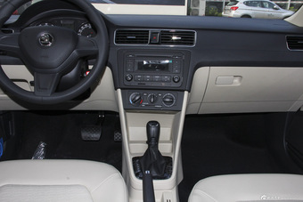 2016款昕动1.6L自动前行版