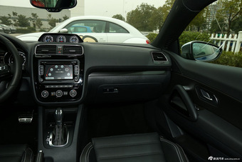 2015款尚酷R 2.0T自动