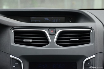 2016款海马V70 2.0L手动适·宜型 5座