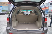 2012款奥轩G5 2.4L手动精英版四驱