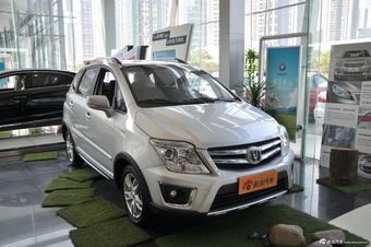 2014款长安CX20 1.4L手动天窗导航版