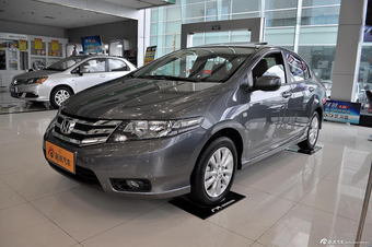 2014款锋范风尚1.5L自动精英版