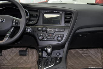 2013款起亚K5混动版