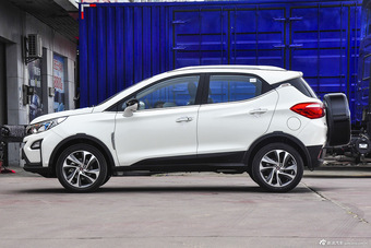 2016款比亚迪元1.5L手动豪华型