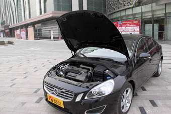 2013款沃尔沃S60
