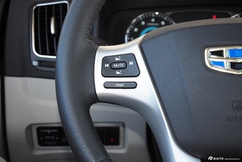 2015款吉利远景1.3T手动尊贵型