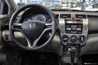 2014款锋范风尚1.5L自动精英版