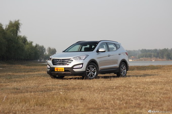 2013款全新胜达2.0T自动四驱TOP 7座