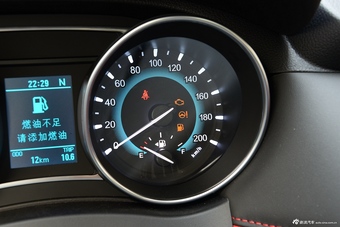 2016款哈弗H1 1.5L自动豪华型蓝标改款