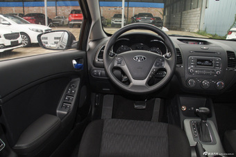 2015款起亚K3 1.6L自动GL