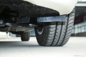 2013款福克斯两厢经典1.8L手动基本型