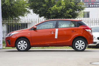 2015款YARiS L致炫1.5L自动魅动版