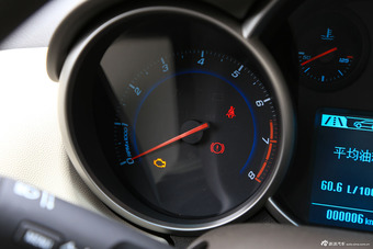 2015款科鲁兹 1.5L 手动经典 SL MT