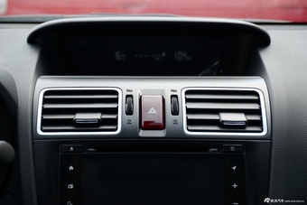 2016款斯巴鲁XV 2.0L自动舒适导航版