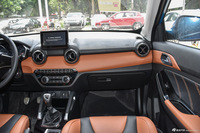 2016款北汽绅宝X35 1.5L手动豪华版