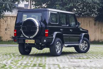 2016年北京BJ80 2.3T手动尊贵版