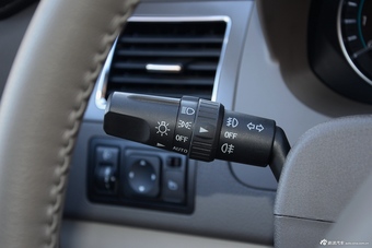 2016款景逸S50 1.6L自动旗舰型