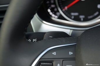 2016款奥迪A6L 1.8T自动TFSI舒适型