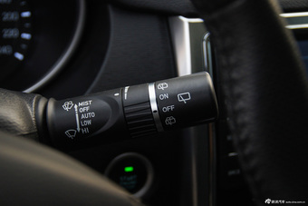 2015款哈弗H6 Coupe 2.0T手动两驱尊贵型