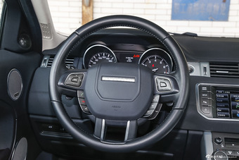 2015款揽胜极光2.0T自动智耀版