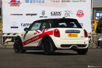 2015款MINI COOPER S 2.0T手动