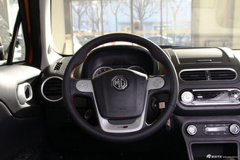 2014款MG3 1.5L自动豪华版