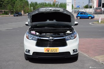 2015款汉兰达2.0T自动四驱至尊版7座