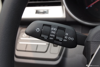 2015款蒂维拉 1.6L自动两驱致炫版