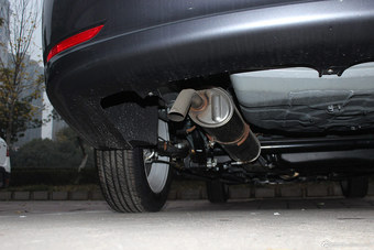 2013款东风风神S30 1.6L 手动尊雅型