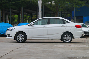 2015款悦翔V7 1.6L 手动乐享型