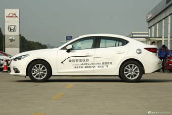 2016款马自达3昂克赛拉1.5L自动三厢尊贵型