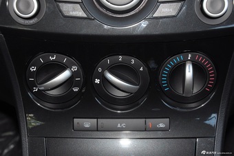 2015款马自达3星骋两厢1.6L手动舒适型