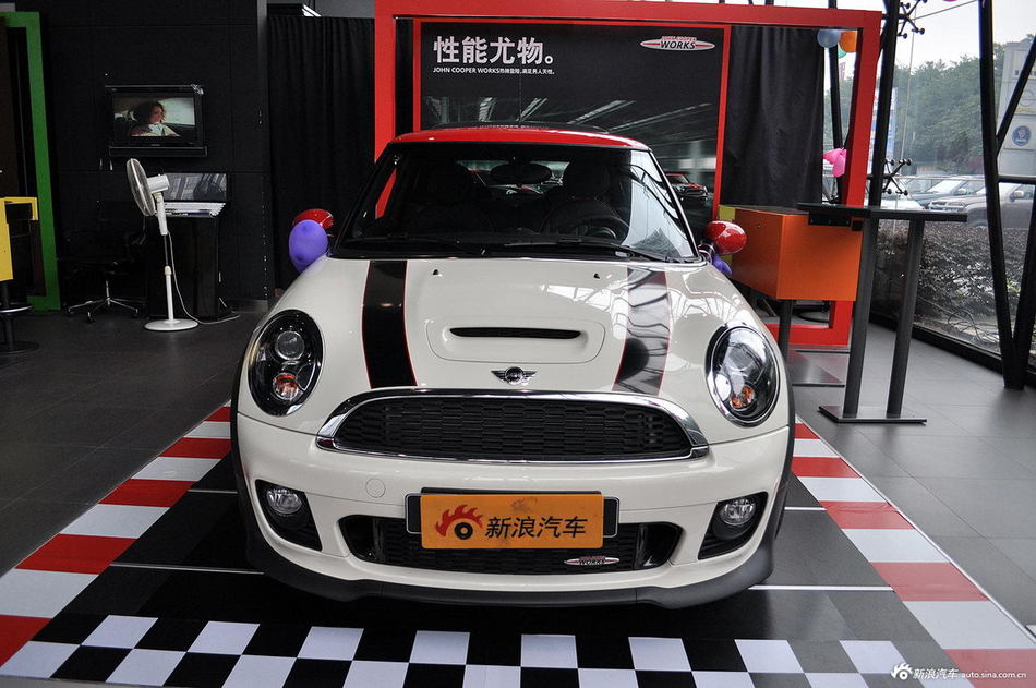2013款MINI 1.6T JOHN COOPER WORKS