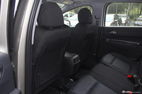 2015款东风标致3008 2.0L自动经典型