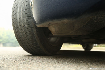 2015款宝马2系Active Tourer 218i 1.5T自动运动设计套件