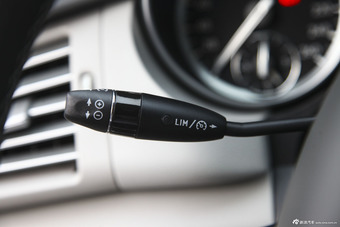 2014款 奔驰R400 3.0T自动4MATIC豪华型