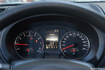 2015款东风风度MX6 2.0L CVT四驱UPR