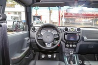 2016款北京BJ40L 2.0T手动四驱尊贵版