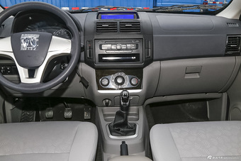 2014款北汽威旺M20 1.5L手动标准型